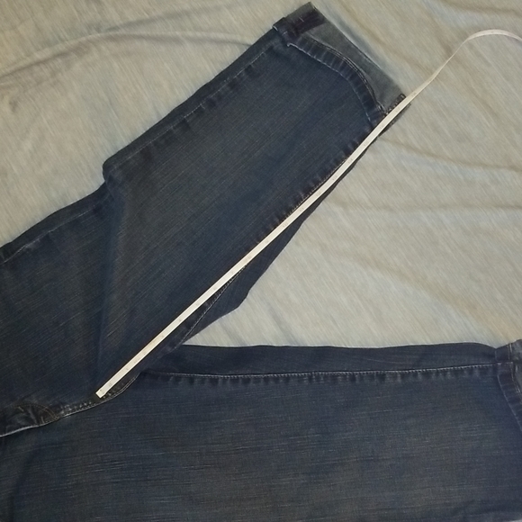 Levis perfectly slimming 512 capri - Picture 12 of 14